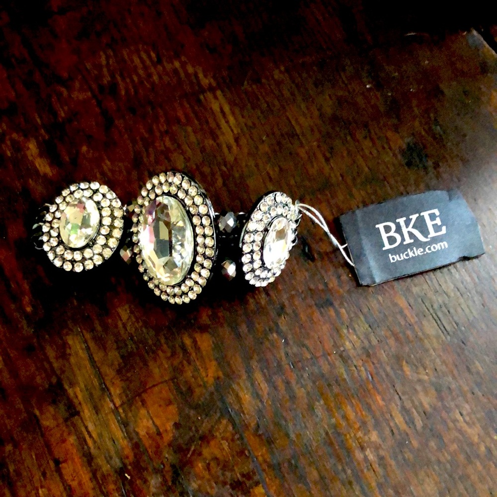 BKE Stretch Bracelet NWT with sparkle and chain detail